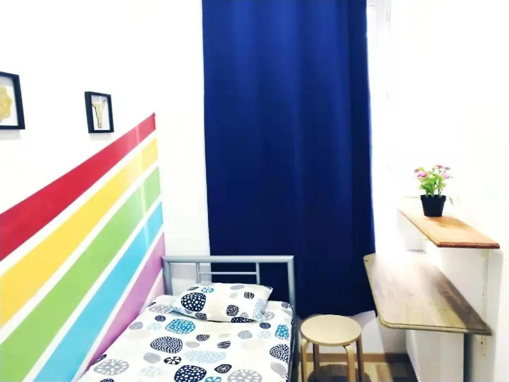 Homestay szállás Cozy Rooms With Share The Bathroom And Kitchen Brüsszel