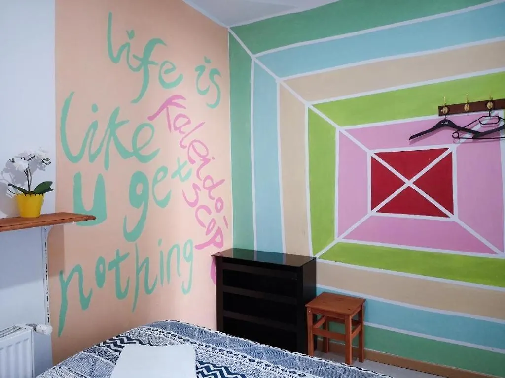 Homestay szállás Cozy Rooms With Share The Bathroom And Kitchen Brüsszel